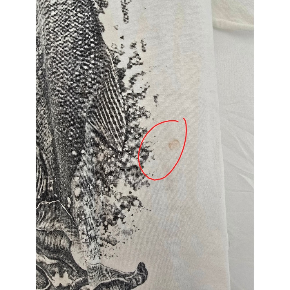 TULTEX‎ Men's Large Graphic T-Shirt Bass Fishing Angler Outdoors Adventure White - Picture 4 of 6